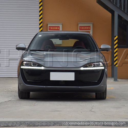 بطارية ليثيوم 140 كم/ساعة سيارة كهربائية صينية مصغرة لـ Leapmotor S01 380 Pro Edition